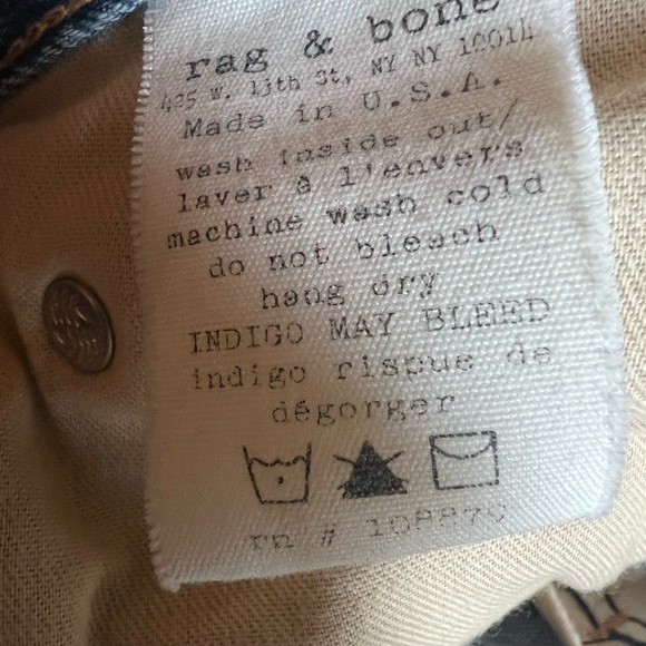 Rag and Bone cut offs. Very distressed. Size 26. - Picture 6 of 11